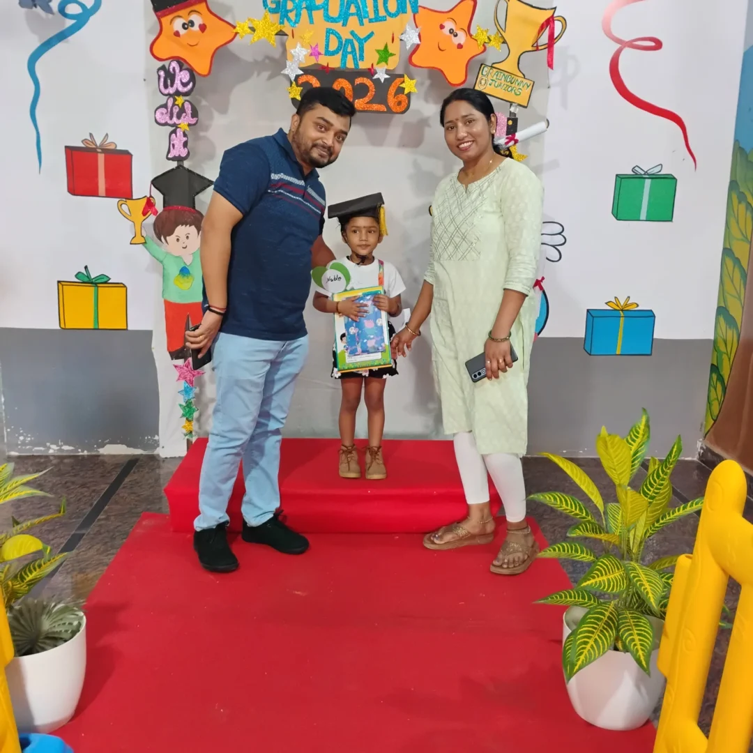 brainbunny-kids-graduation-smiles